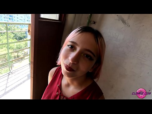 ❤️ د شاګرد حساسیت په بهر کې یو اجنبی سړی وخوري - د هغه په مخ کې ❌ ❌❤